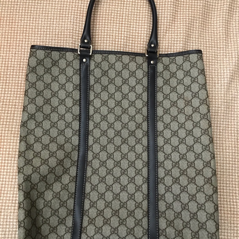 Gucci Monogram Tote - Picture 2 of 8